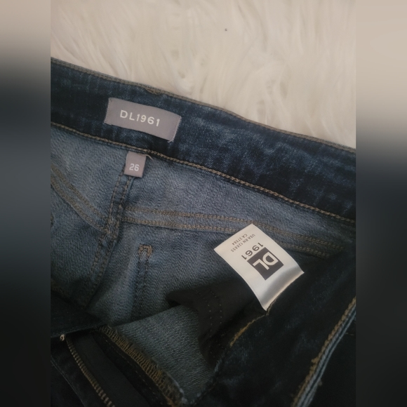 DL1961 Womans Jeans Boot Cut - Picture 5 of 7